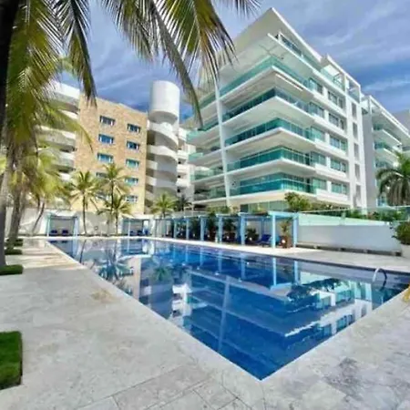 Edificio Frente Al Mar Con Playas Tranquilas Apartment
